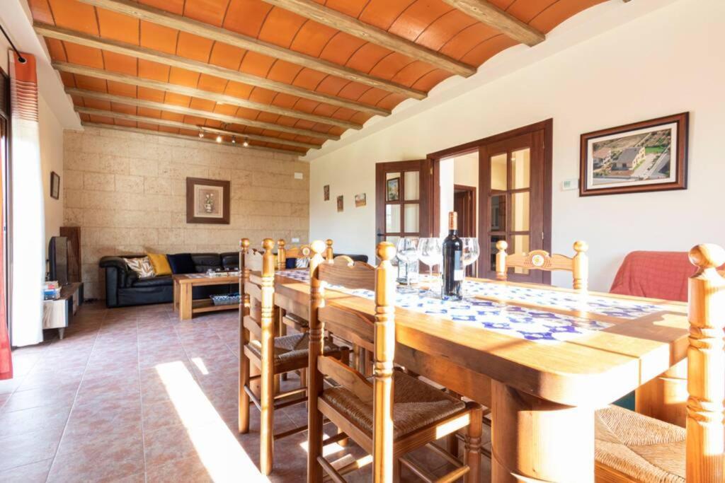 Villa Lo Guaret. La Cava Esterno foto