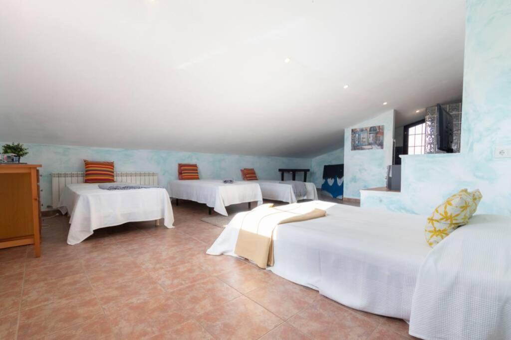 Villa Lo Guaret. La Cava Esterno foto